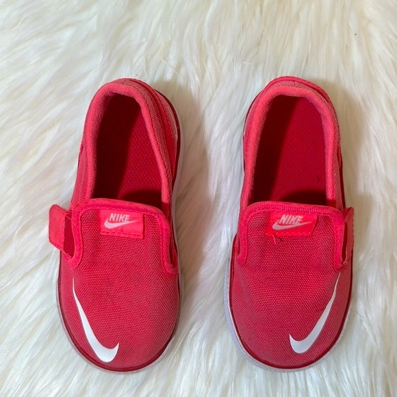 Pink Nike Slip On - Picture 3 of 4